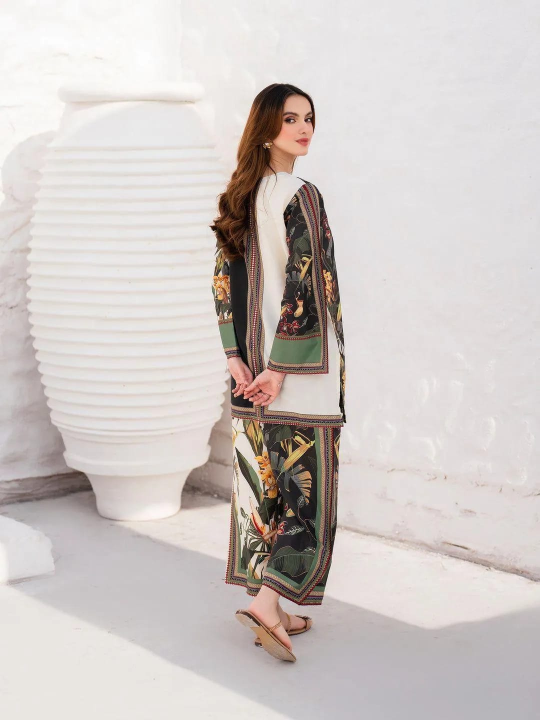 Elegant Designer Lawn Cotton Dress – Summer Collection 2026