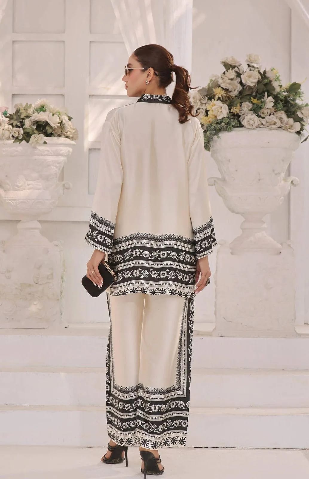 Elegant Designer Lawn Cotton Dress – Summer Collection 2026